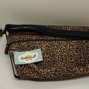 OUTER SHELL HIP SLINGER Leopard Print